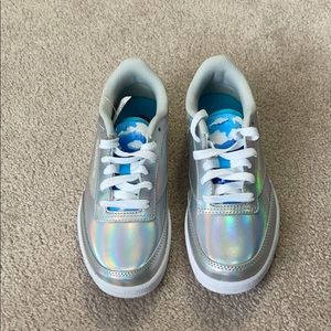 Brand New Rare Reebok Wonder Woman Shoes Kids 3.5